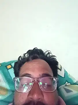 Snapshot of hard_boy9455 chatting on 3, 3, 2026 hard boy9455 online show from 3, 3, 2026