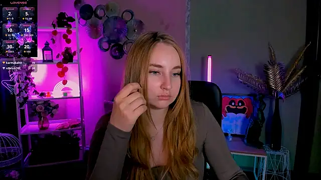 Snapshot of belly_bey chatting on 20, 9, 2025 belly bey online show from 20, 9, 2025