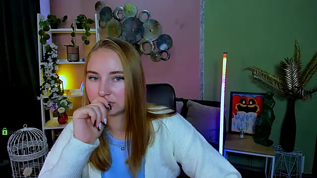 Snapshot of belly_bey chatting on 7, 10, 2025 belly bey online show from 7, 10, 2025