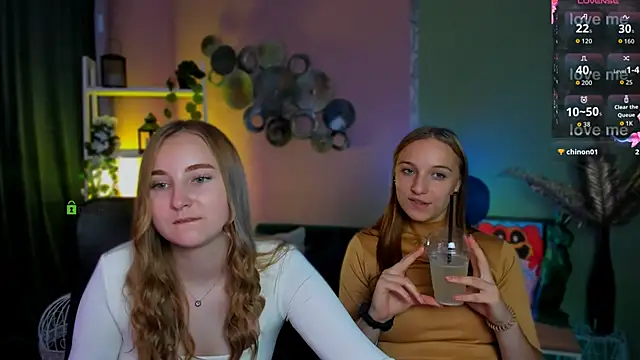 Snapshot of belly_bey chatting on 8, 9, 2025 belly bey online show from 8, 9, 2025