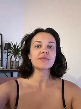 Snapshot of sonyaxbelle chatting on 5, 6, 2026 sonyaxbelle online show from 5, 6, 2026