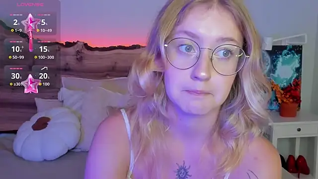 Nerissa xo online show from 21, 9, 2025