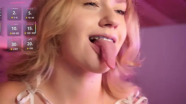 Nerissa xo online show from 10, 10, 2025