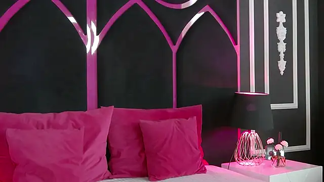 Evelisse online show from 6, 4, 2026