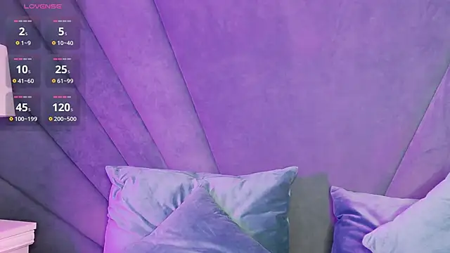 Evelisse online show from 30, 9, 2025