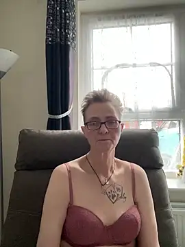 Curvy-Jinx online show from 6, 2, 2026