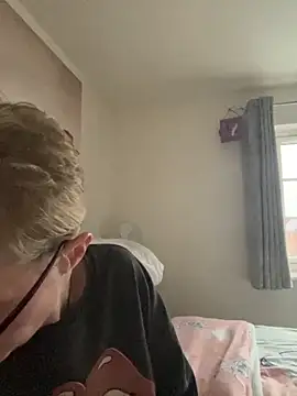 Curvy-Jinx online show from 1, 11, 2025