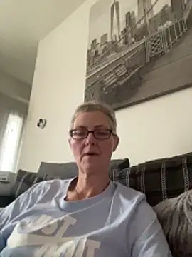 Curvy-Jinx online show from 14, 11, 2025