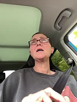 Curvy-Jinx online show from 4, 10, 2025