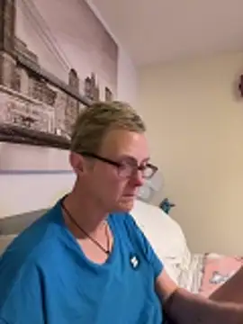 Curvy-Jinx online show from 6, 11, 2025