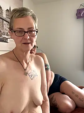 Curvy-Jinx online show from 5, 12, 2025