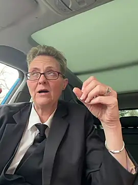 Curvy-Jinx online show from 2, 4, 2026