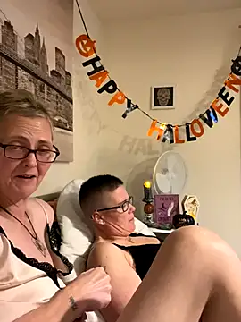 Curvy-Jinx online show from 30, 10, 2025