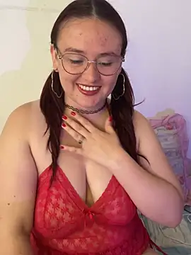 Snapshot of AliaMiller_ chatting on 20, 6, 2026 AliaMiller online show from 20, 6, 2026