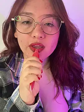 Snapshot of AliaMiller_ chatting on 24, 6, 2026 AliaMiller online show from 24, 6, 2026
