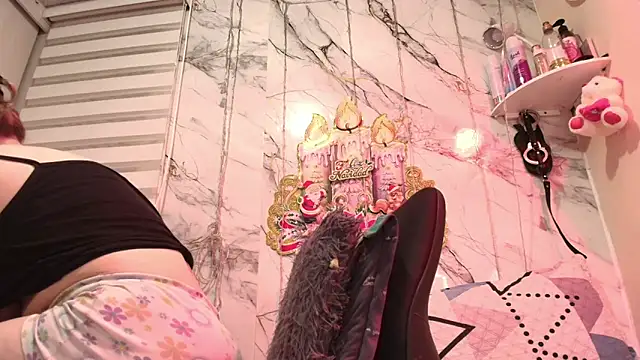 rachelroberts online show from 21, 12, 2025