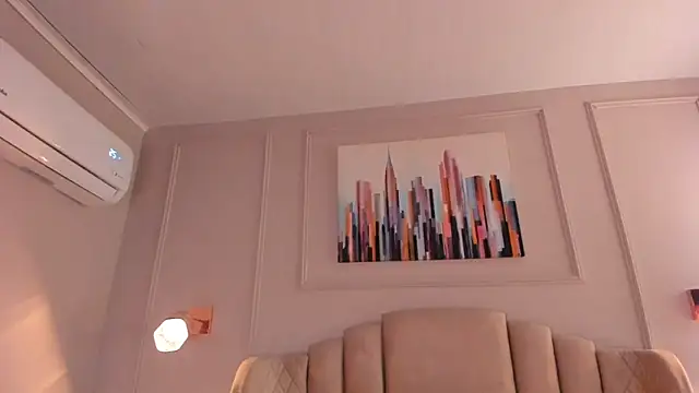 mia kisses2 online show from 19, 3, 2026