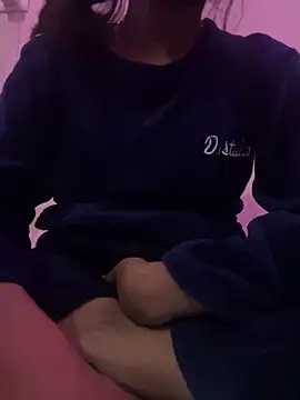 Snapshot of sakshi5533 chatting on 18, 12, 2025 sakshi5533 online show from 18, 12, 2025