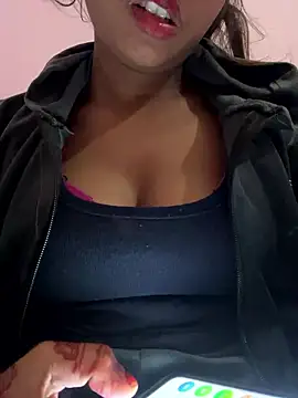 Snapshot of sakshi5533 chatting on 9, 1, 2026 sakshi5533 online show from 9, 1, 2026