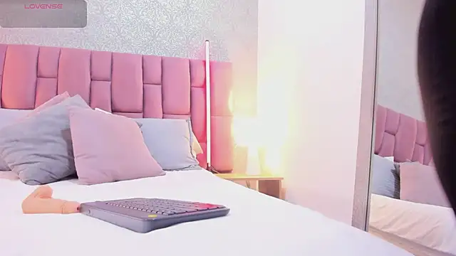 MartinaRizzi online show from 20, 12, 2025