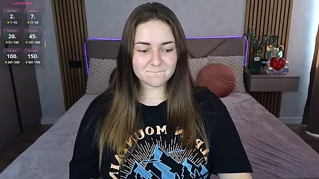 Mysti Kate online show from 10, 9, 2025