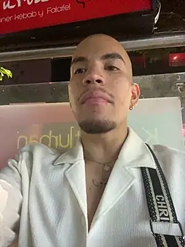 brunoorangel1 online show from 17, 5, 2026