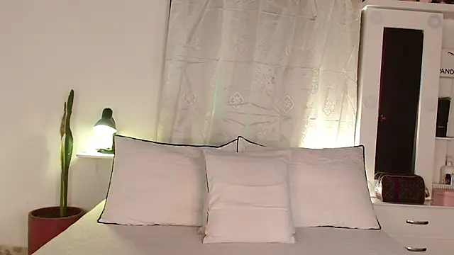 brunoorangel1 online show from 29, 9, 2025