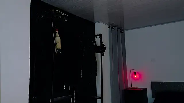 Angelabl0odborne online show from 24, 3, 2026