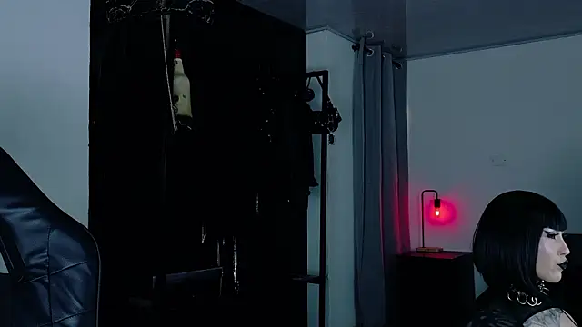 Angelabl0odborne online show from 11, 2, 2026