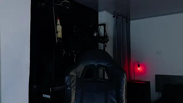 Angelabl0odborne online show from 17, 12, 2025