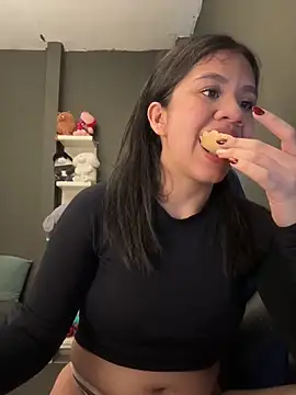 Snapshot of alhaana_ chatting on 31, 10, 2025 alhaana online show from 31, 10, 2025