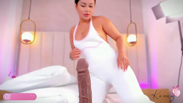 kassia kim online show from 11, 1, 2026