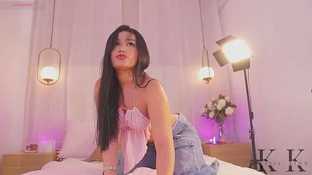 kassia kim online show from 10, 4, 2026