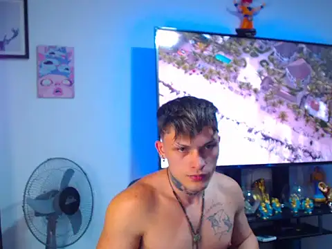 Snapshot of Kieran_kian chatting on 18, 11, 2025 Kieran kian online show from 18, 11, 2025