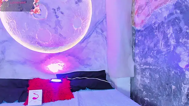 katierouge  online show from 3, 10, 2025