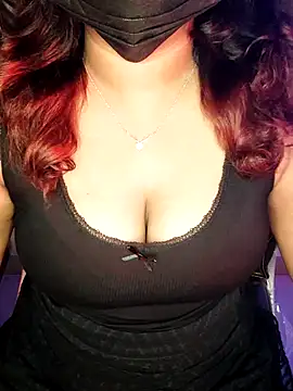 Snapshot of darling_devil chatting on 4, 12, 2025 darling devil online show from 4, 12, 2025