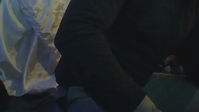 Luv2SuckBWC92 online show from 7, 2, 2026