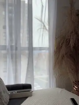 Sofi Leal online show from 28, 11, 2025