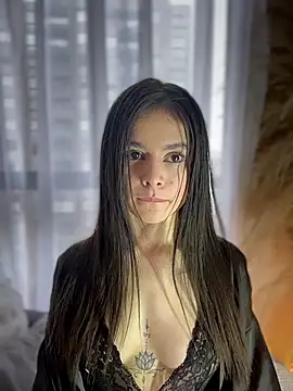 Sofi Leal online show from 11, 3, 2026