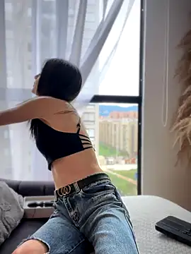 Sofi Leal online show from 19, 11, 2025