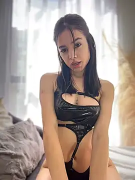 Sofi Leal online show from 30, 4, 2026