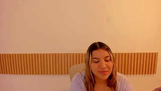 Snapshot of OliviaSweett chatting on 15, 7, 2026 OliviaSweett online show from 15, 7, 2026