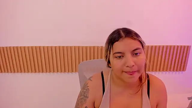 Snapshot of OliviaSweett chatting on 18, 7, 2026 OliviaSweett online show from 18, 7, 2026