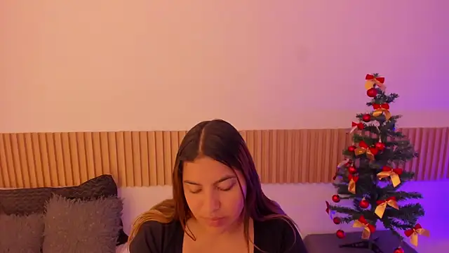 OliviaSweett online show from 1, 12, 2025