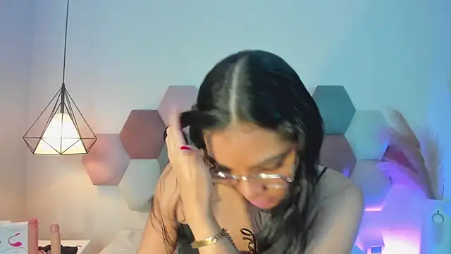 LunaAspen  online show from 3, 10, 2025