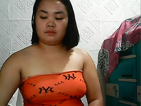 CreamyPussy4uxx online show from 14, 2, 2026