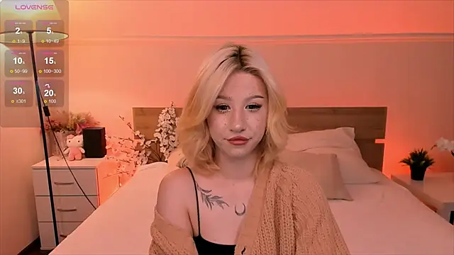 Necucub online show from 13, 9, 2025