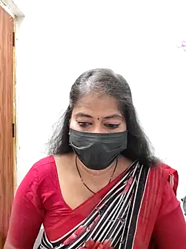 Snapshot of tamil_Sigappu_Roja chatting on 8, 6, 2026 tamil Sigappu Roja online show from 8, 6, 2026