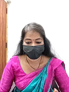 Snapshot of tamil_Sigappu_Roja chatting on 4, 7, 2026 tamil Sigappu Roja online show from 4, 7, 2026