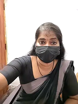 Snapshot of tamil_Sigappu_Roja chatting on 7, 7, 2026 tamil Sigappu Roja online show from 7, 7, 2026